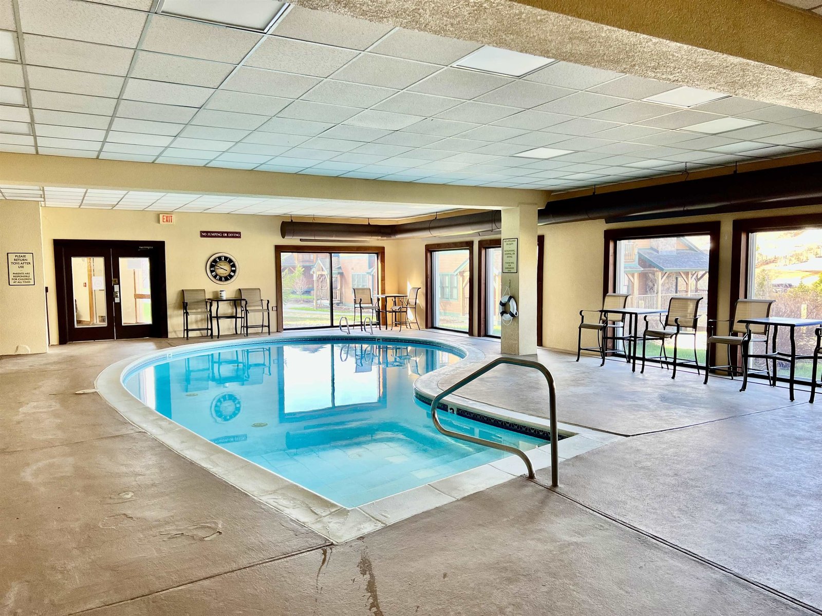 Snow Mountain Village indoor pool