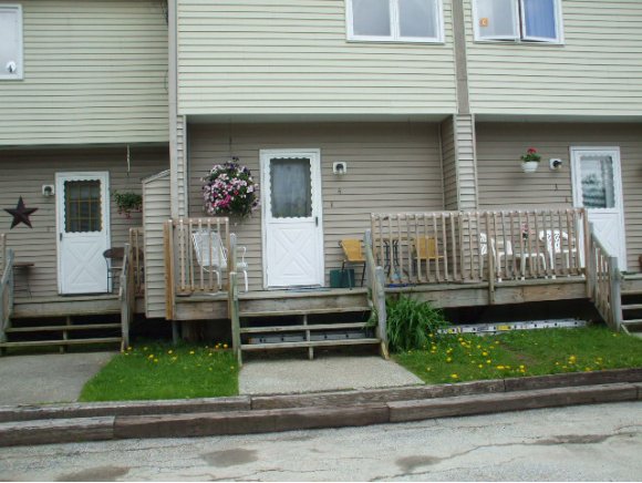 4 Huntington Place, Unit 4