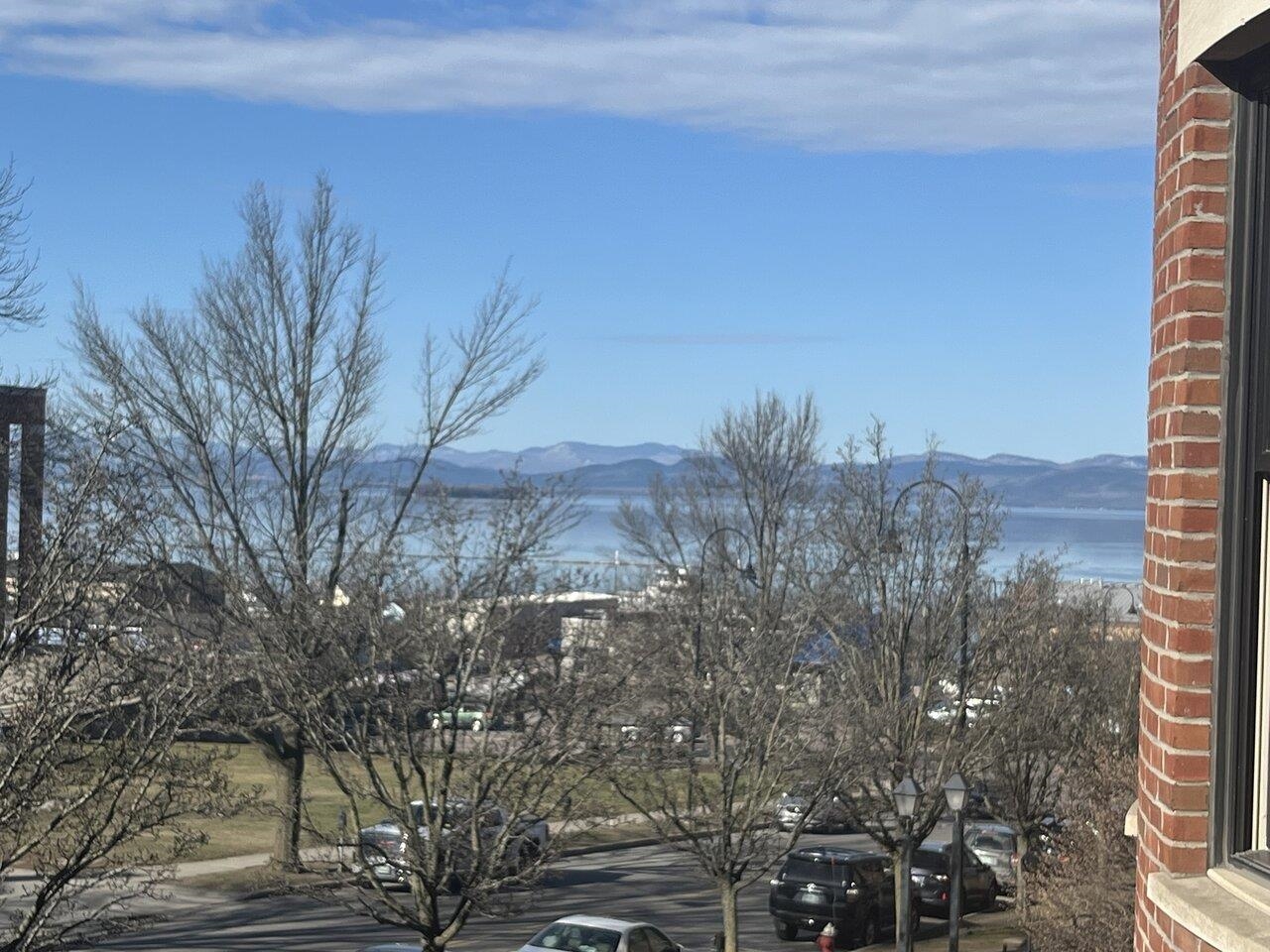 2 Blocks to Lake Champlain