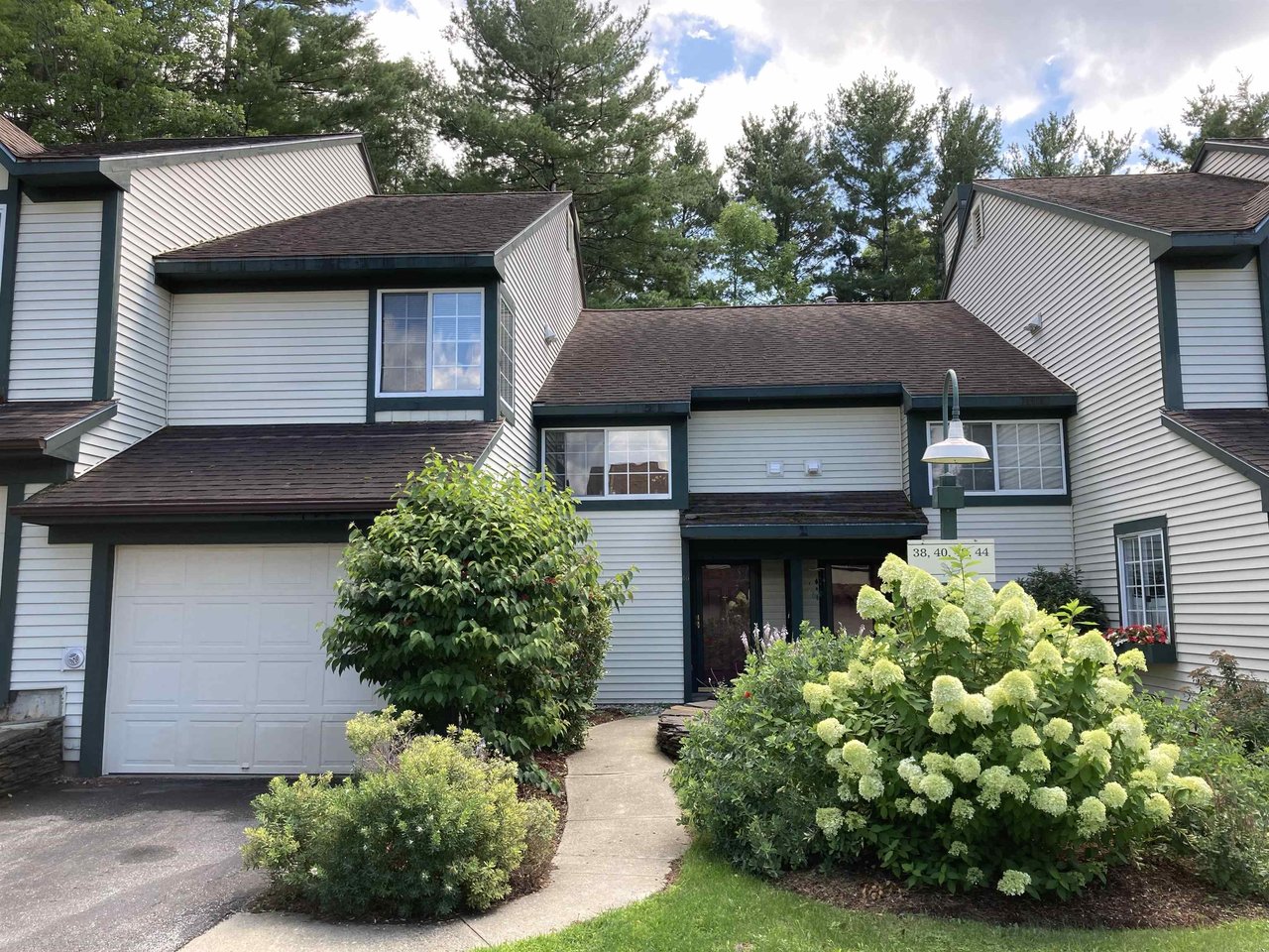 40 Lake Forest Drive, Unit 40