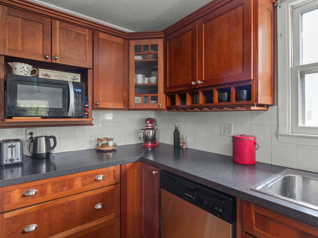 Clean modern kitchen