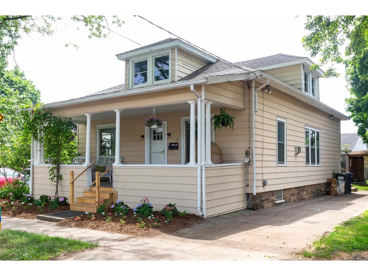 42 Maple Street, Winooski 42 Maple Street, Winooski