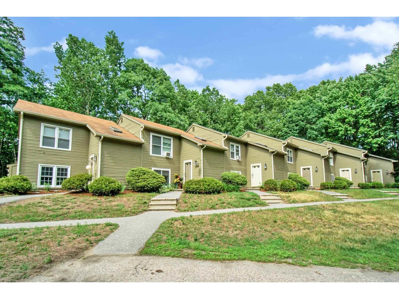 438 Oak Circle, Unit 2