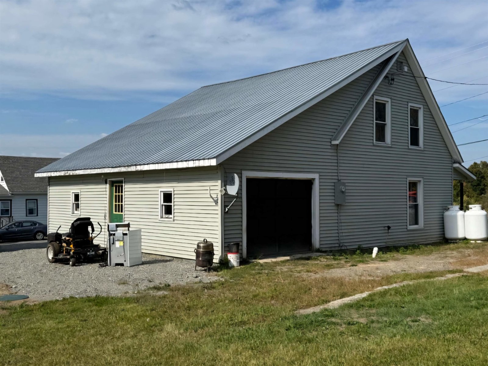 Oversize garage