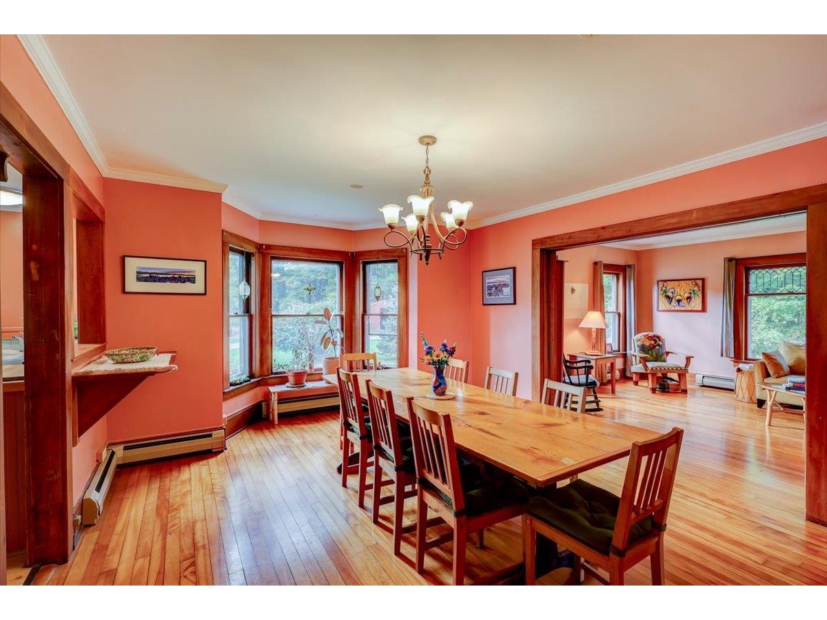 High ceilings make this Jericho house feel bright and open.