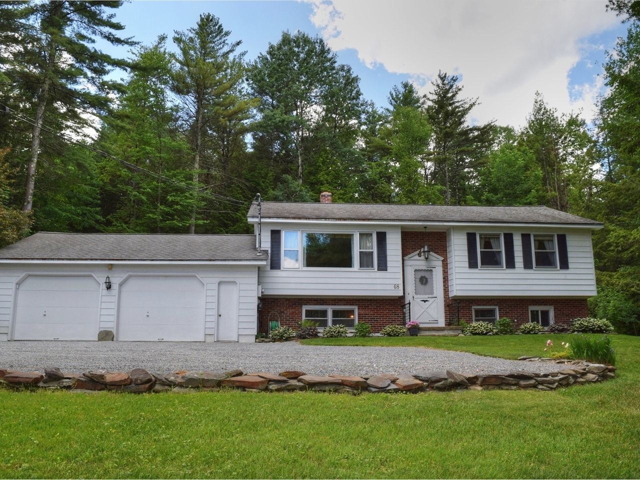 68 Lawrence Road Richmond, Vermont Sold in 2020