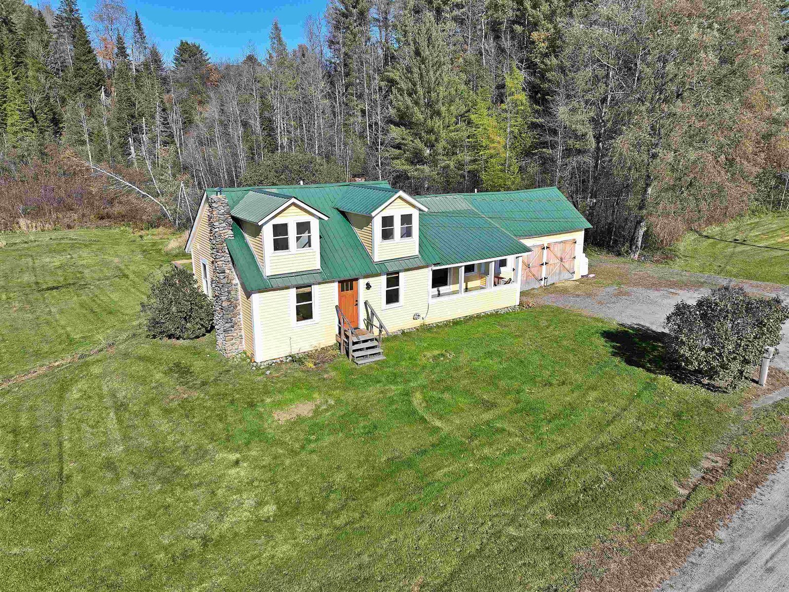 49 Glen Anderson Loop