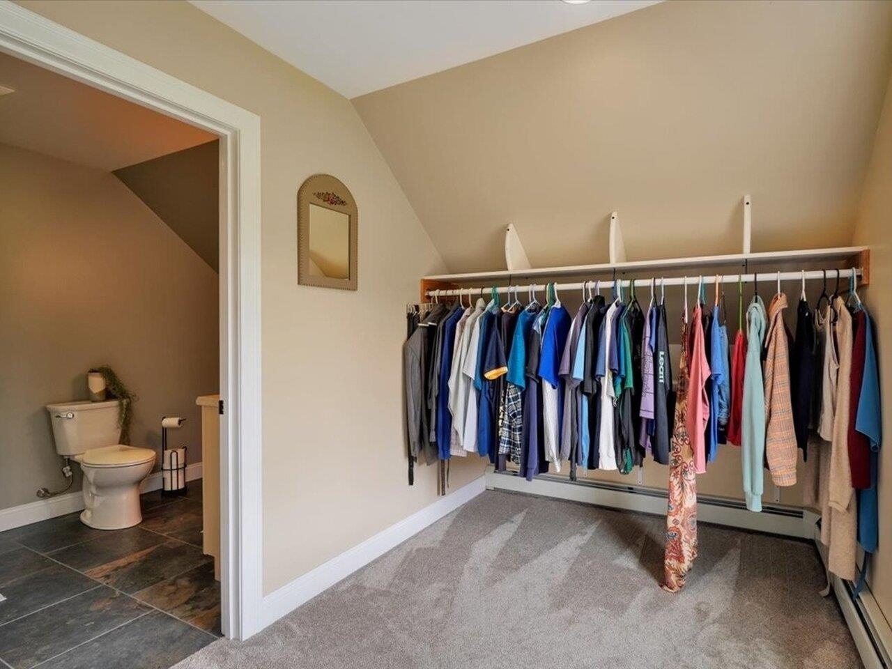 Walk-in closet