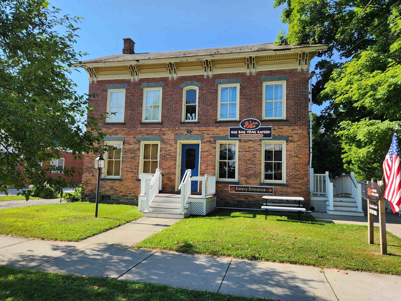 143 Main Street, Poultney