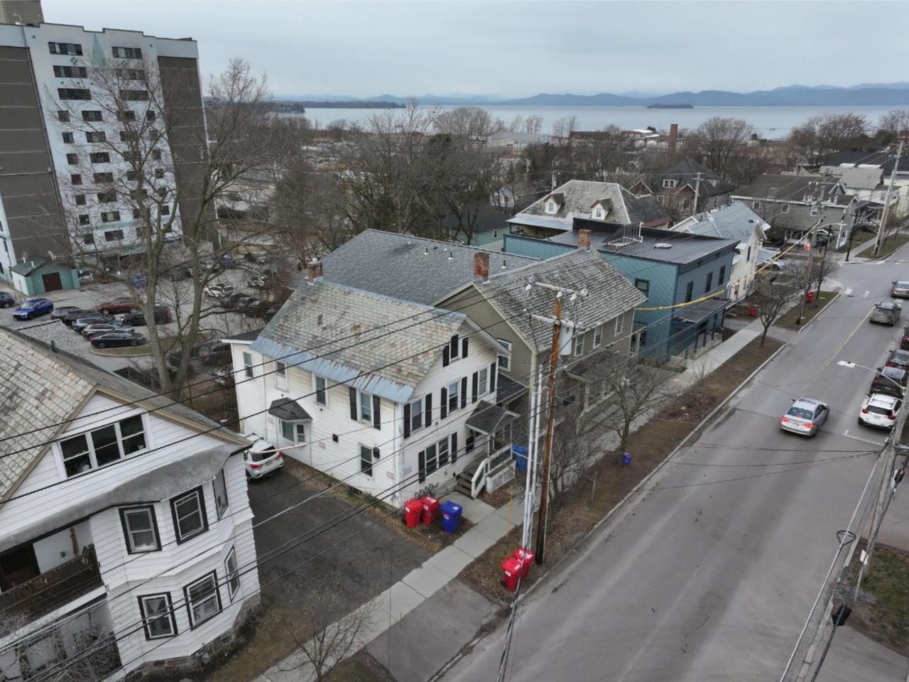 155 Maple Street, Burlington 155 Maple Street, Burlington