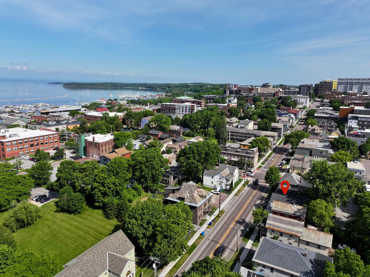 214-216 Pine Street, Burlington 214-216 Pine Street, Burlington