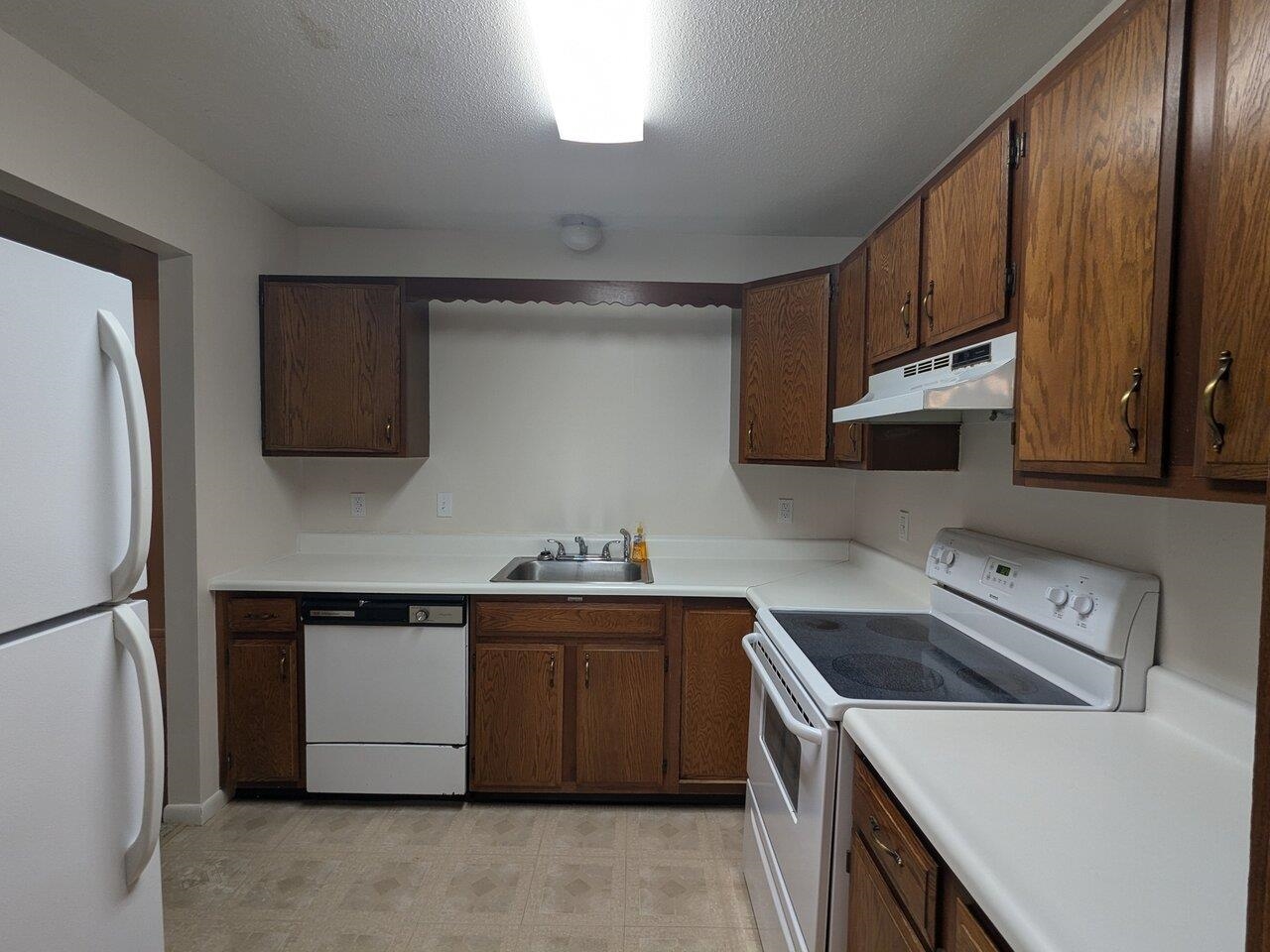 Spacious kitchen