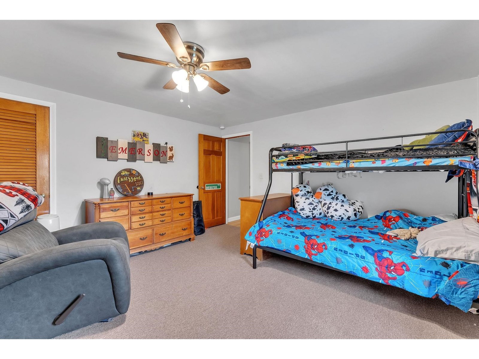 Washer dryer - hookups in basement