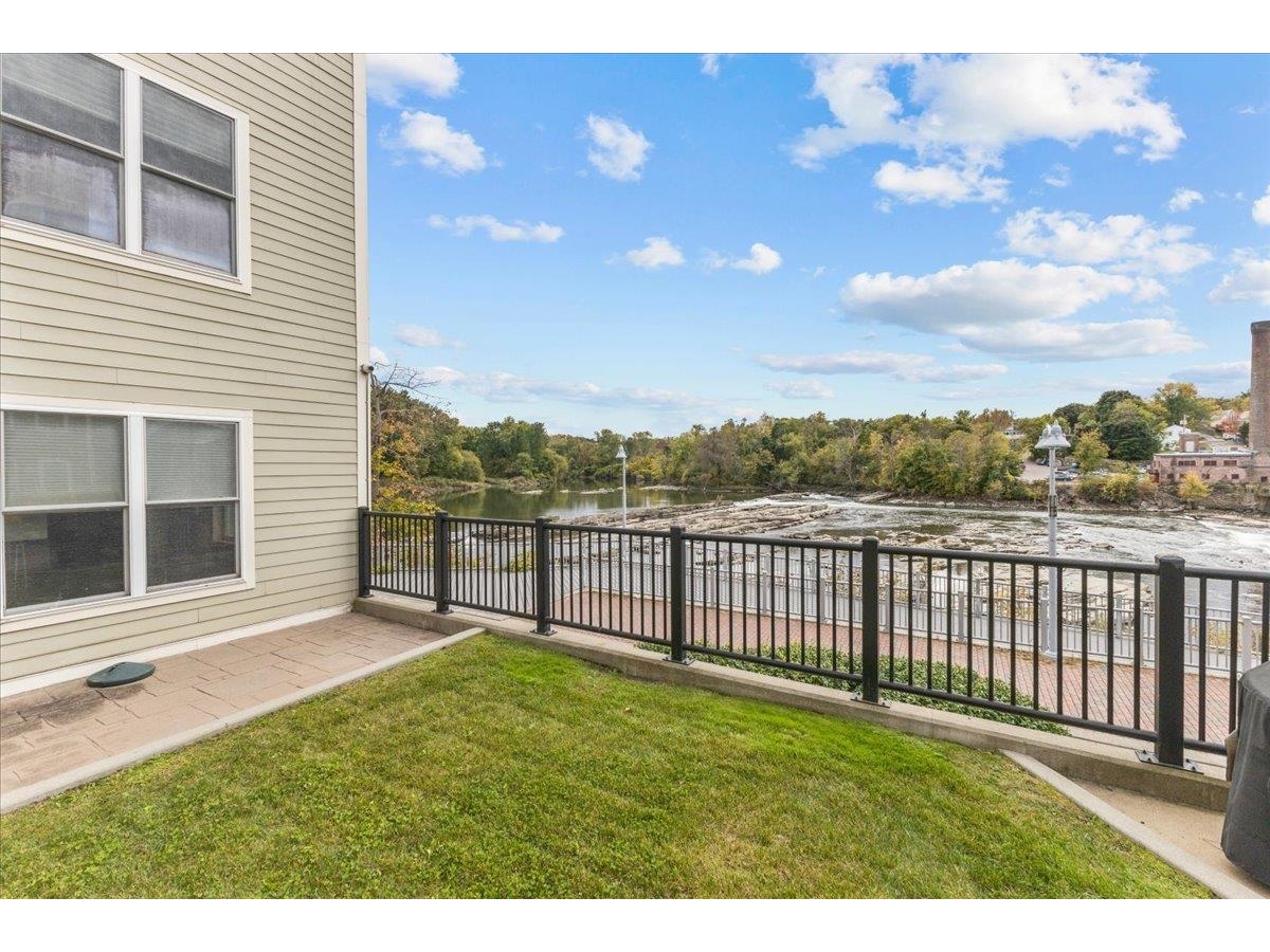 60 Winooski Falls Way, Unit 1218