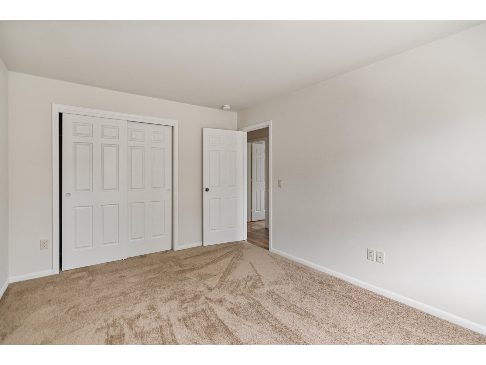 602 Baycrest Drive, Unit 602