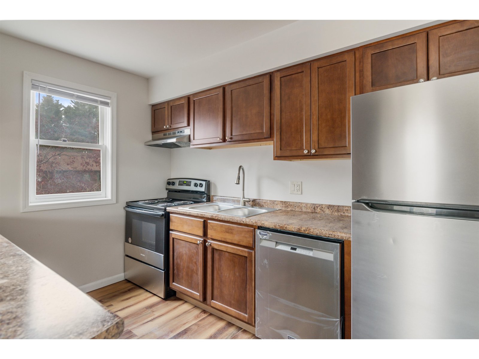 602 Baycrest Drive, Unit 602