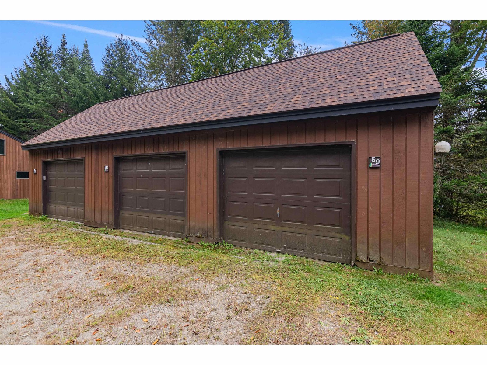 One car garage with ample storage above