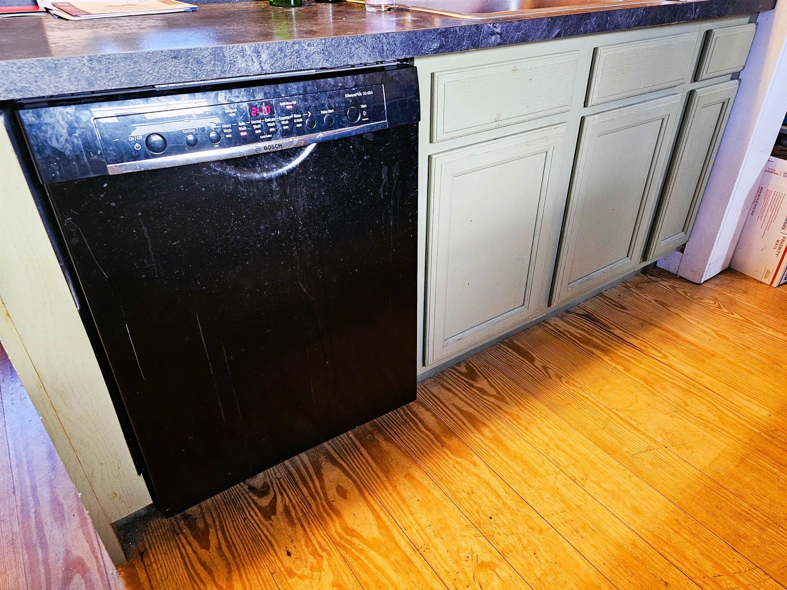 Bonus Room off kitchen