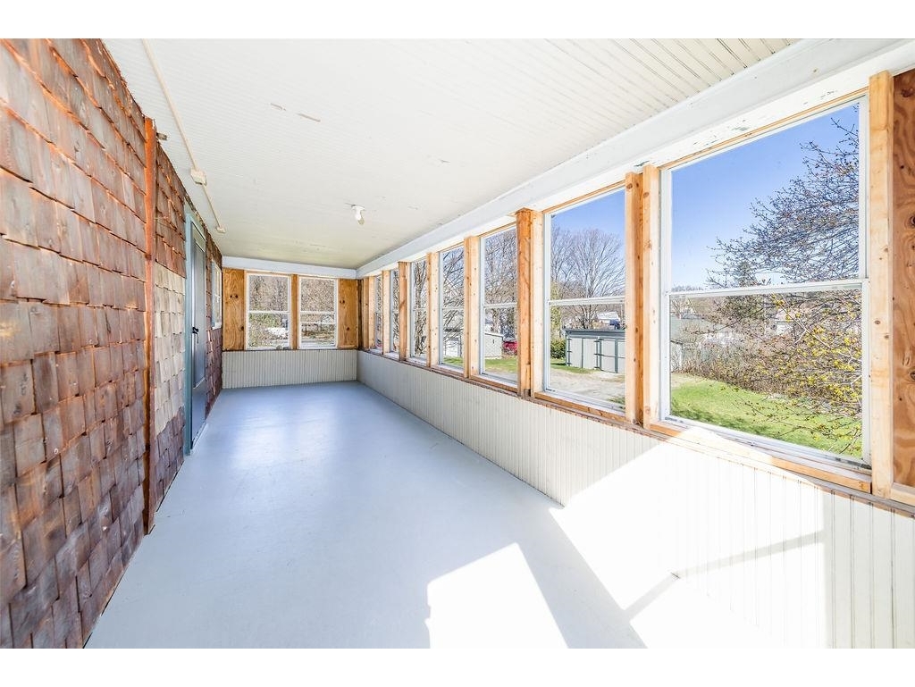 2nd Floor Porch overlooking Back Yard!