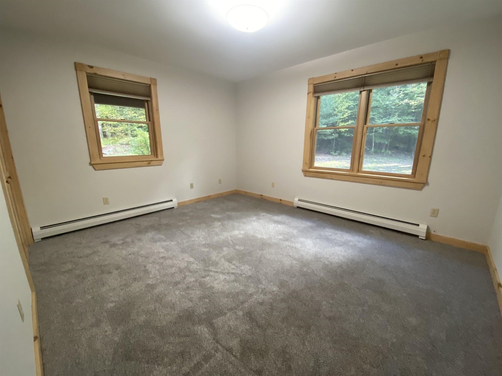 first floor office or bedroom