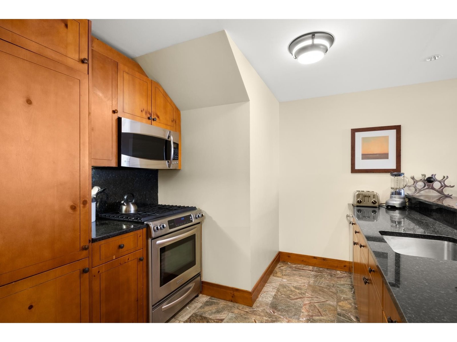 7412 Mountain Road, Unit 408