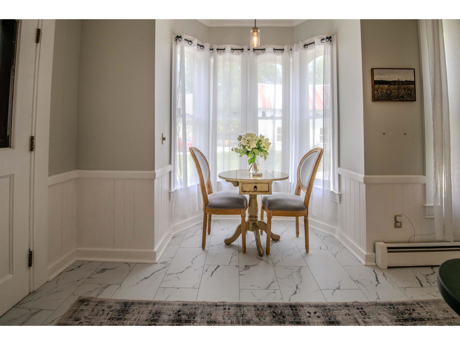 Pretty Breakfast nook in the kitchen