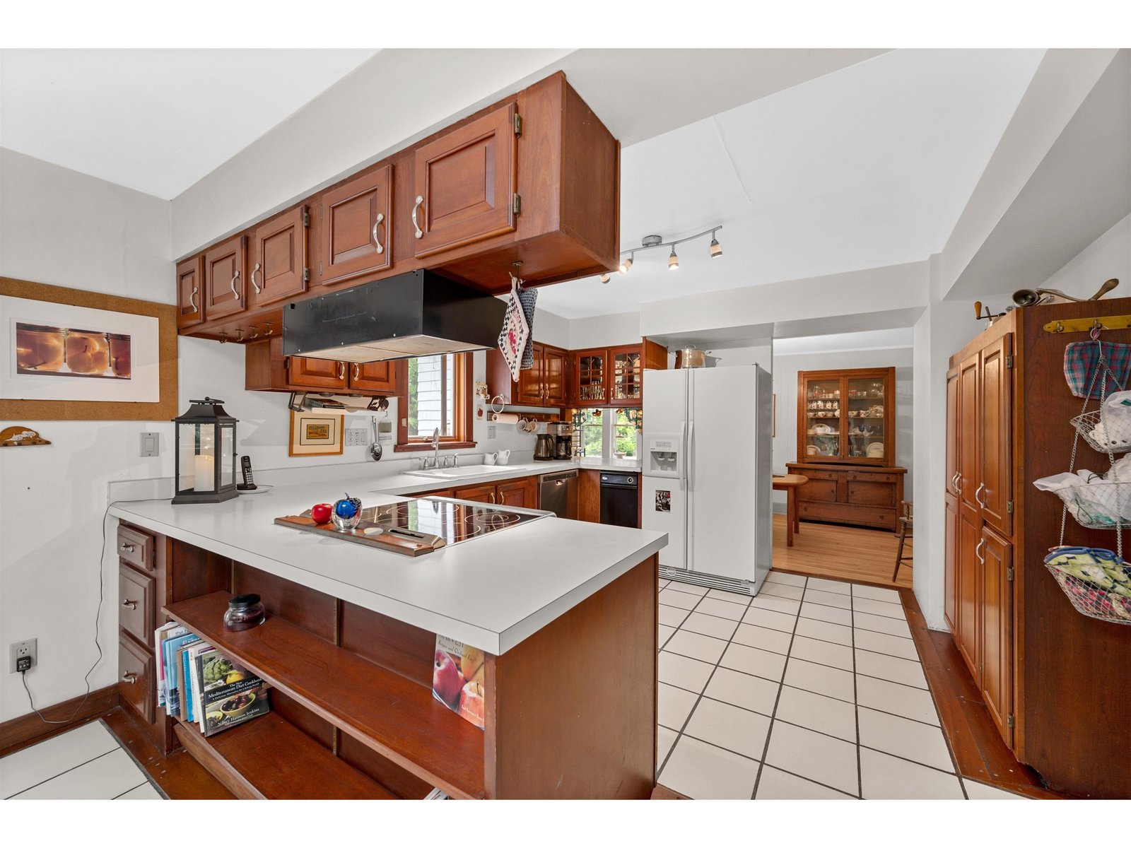 Spacious kitchen