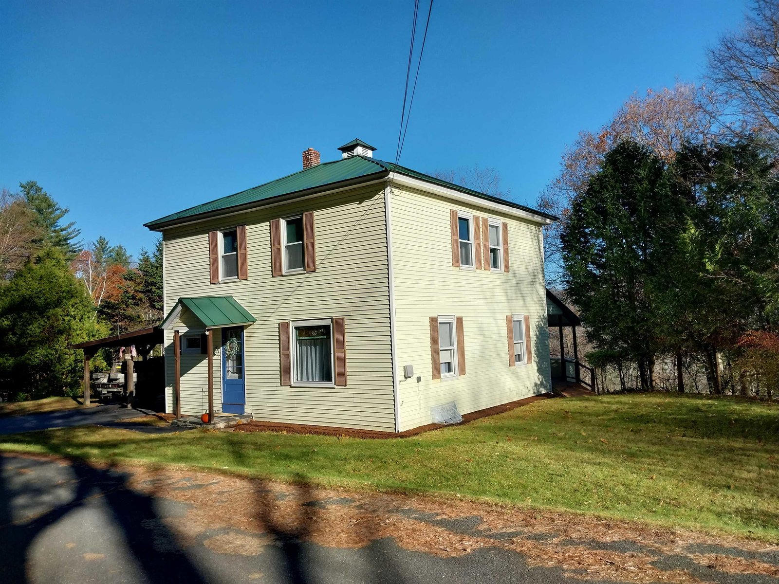 90 Deer Avenue, St. Johnsbury