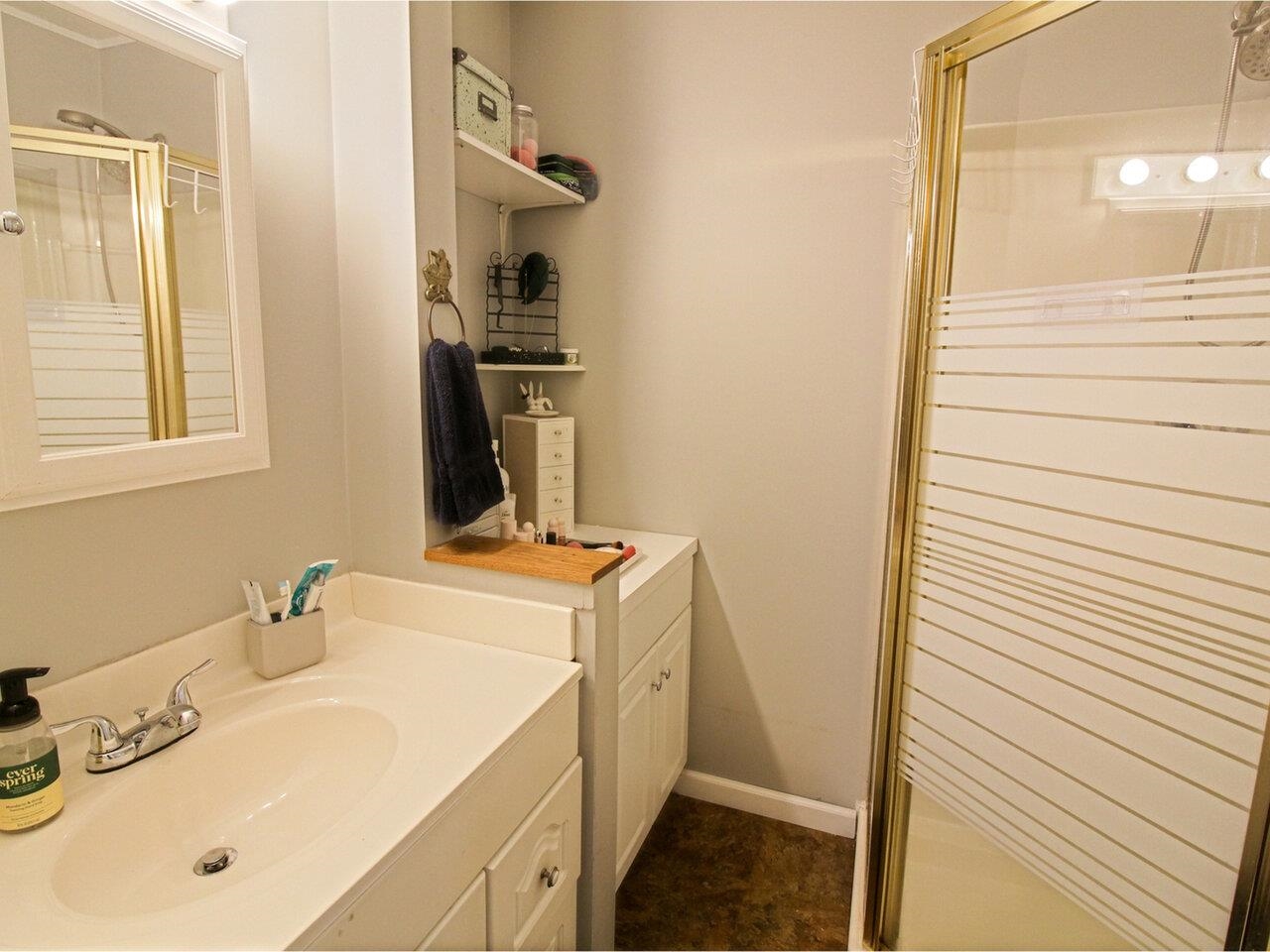 Plus Private 3/4 Bath