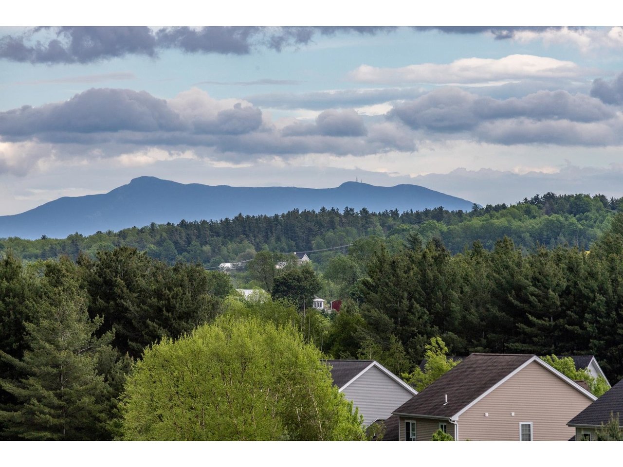 homes for sale in south burlington vt by owner