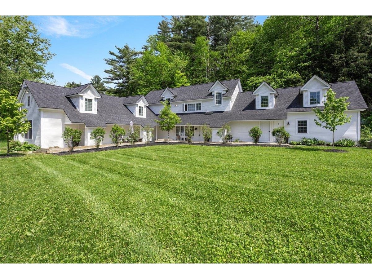 1457 Mountain Road, Stowe